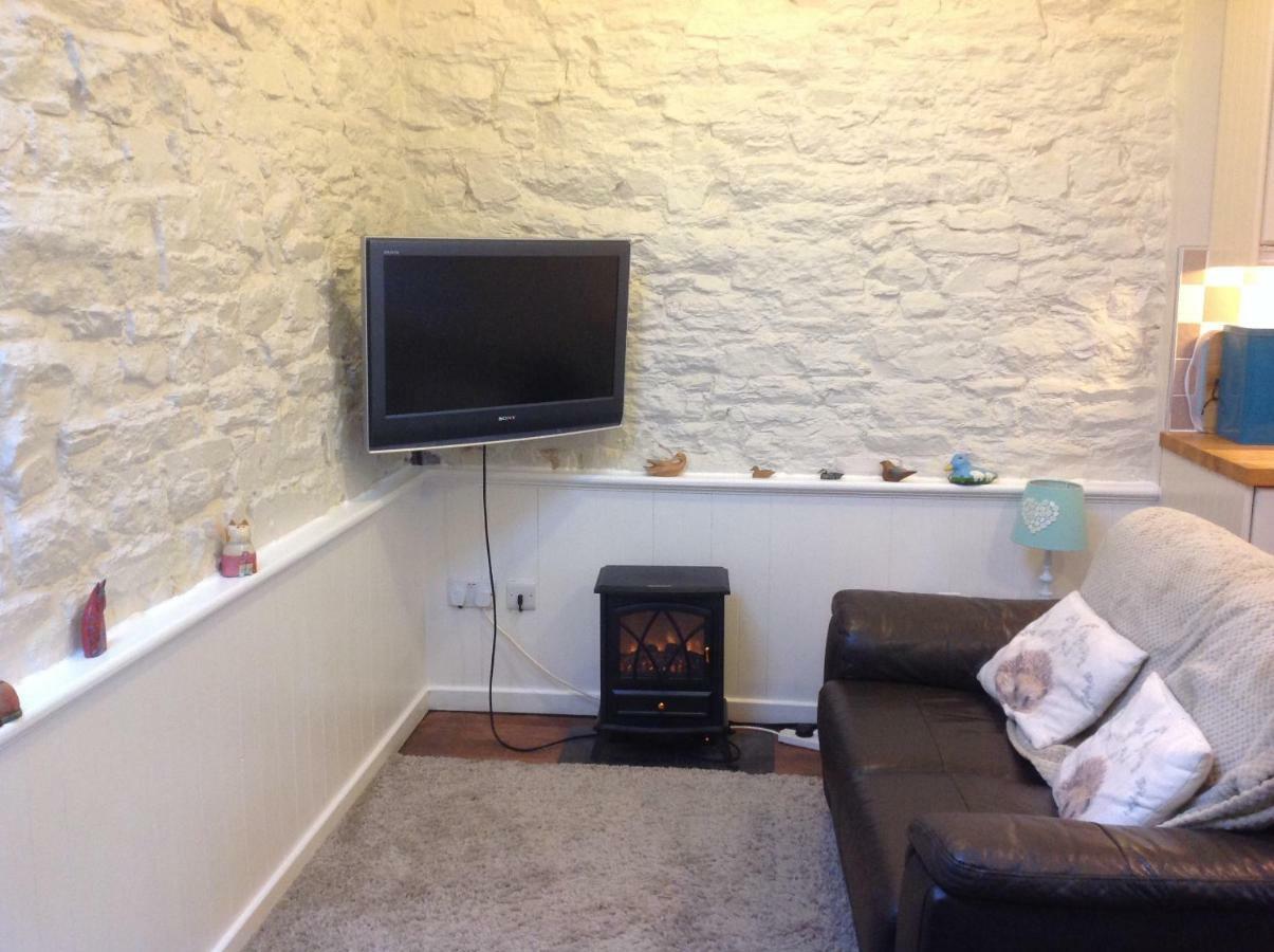 Cwmtwrch Cottage Carmarthen Extérieur photo
