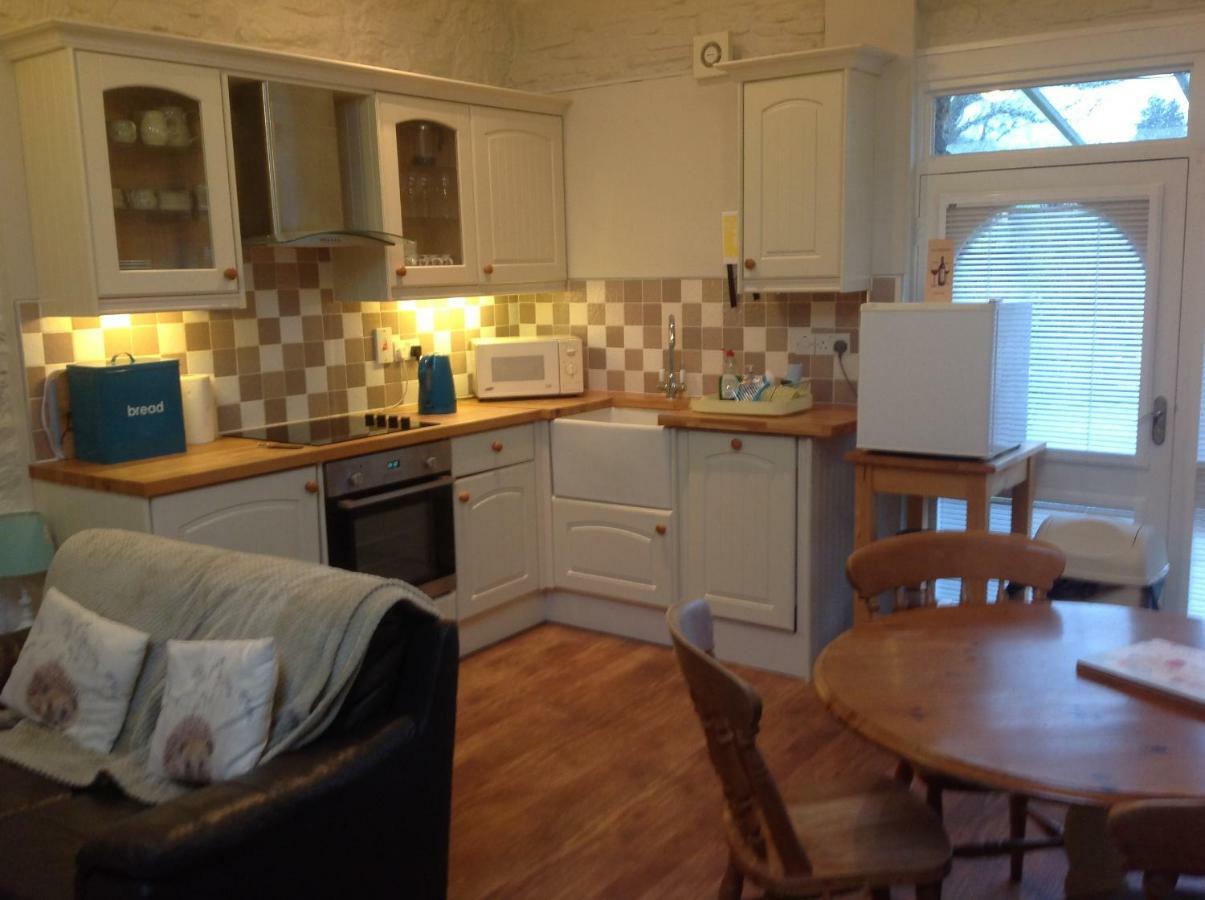 Cwmtwrch Cottage Carmarthen Extérieur photo